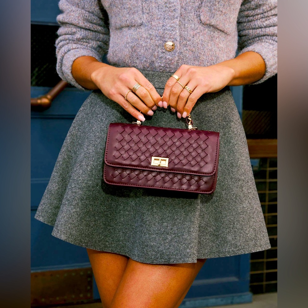 NWT Vici Woven Leather Crossbody Bag‎